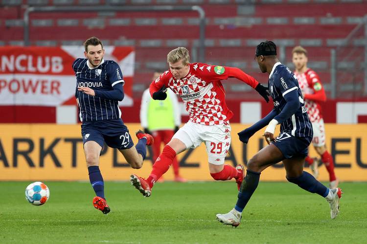 清晨突围战来临;拉齐奥围绕德国杯临场应变;引发热议;年轻球员得到机会的简单介绍-米兰网址